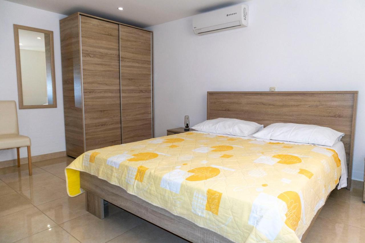 Apartments Ante Makarska Exterior photo