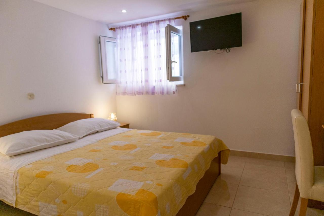 Apartments Ante Makarska Exterior photo