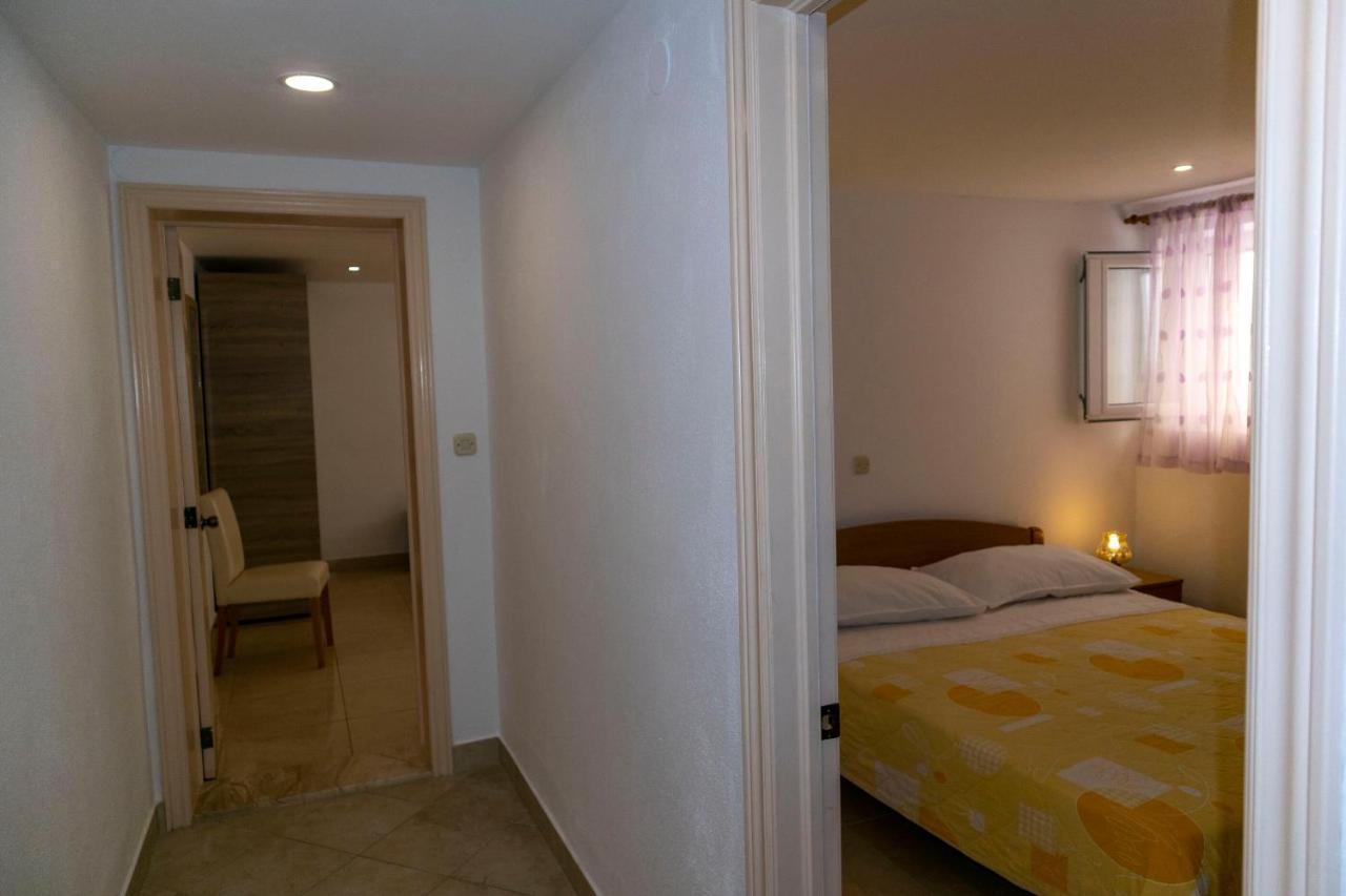 Apartments Ante Makarska Exterior photo